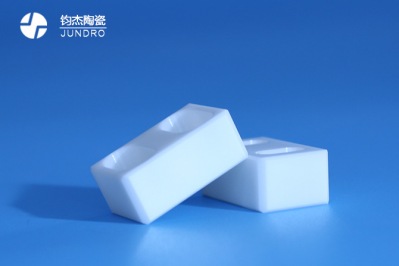 氧化鋯陶瓷注射成型工藝簡(jiǎn)介